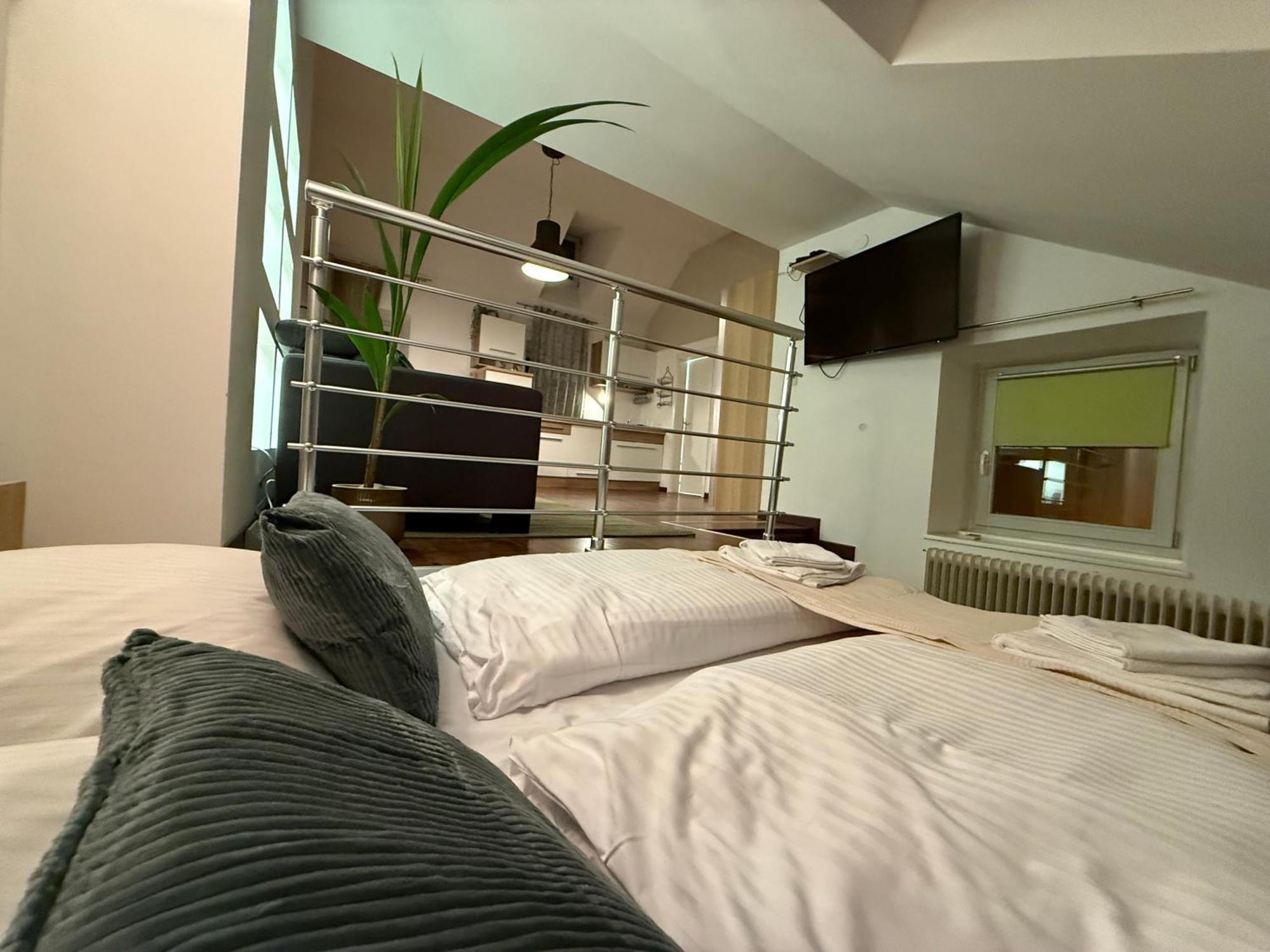 Bridge Apartments Λιουμπλιάνα Δωμάτιο φωτογραφία